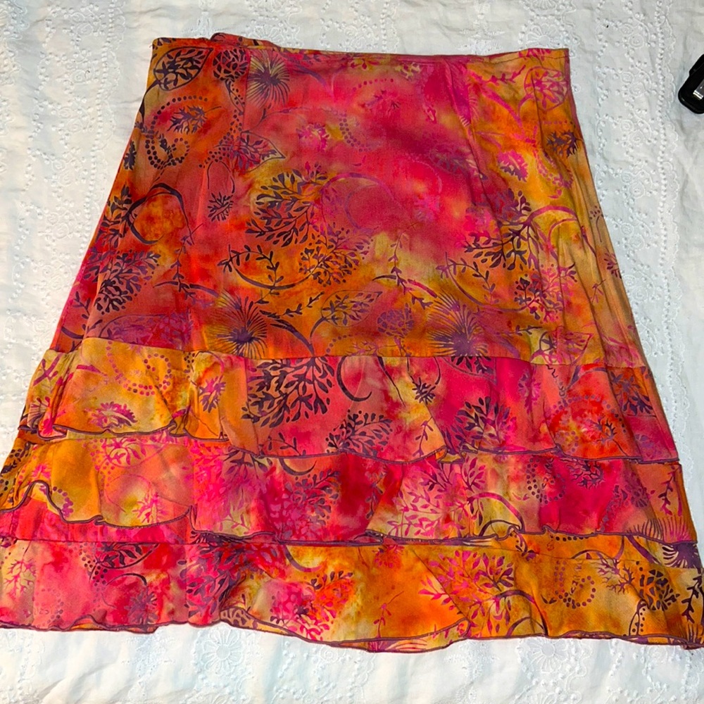 Tropical Vibrations Skirt. Size Small.